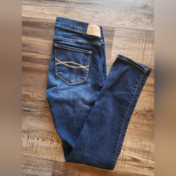Abercrombie & Fitch jeans, super skinny, size 4s - Picture 2 of 5
